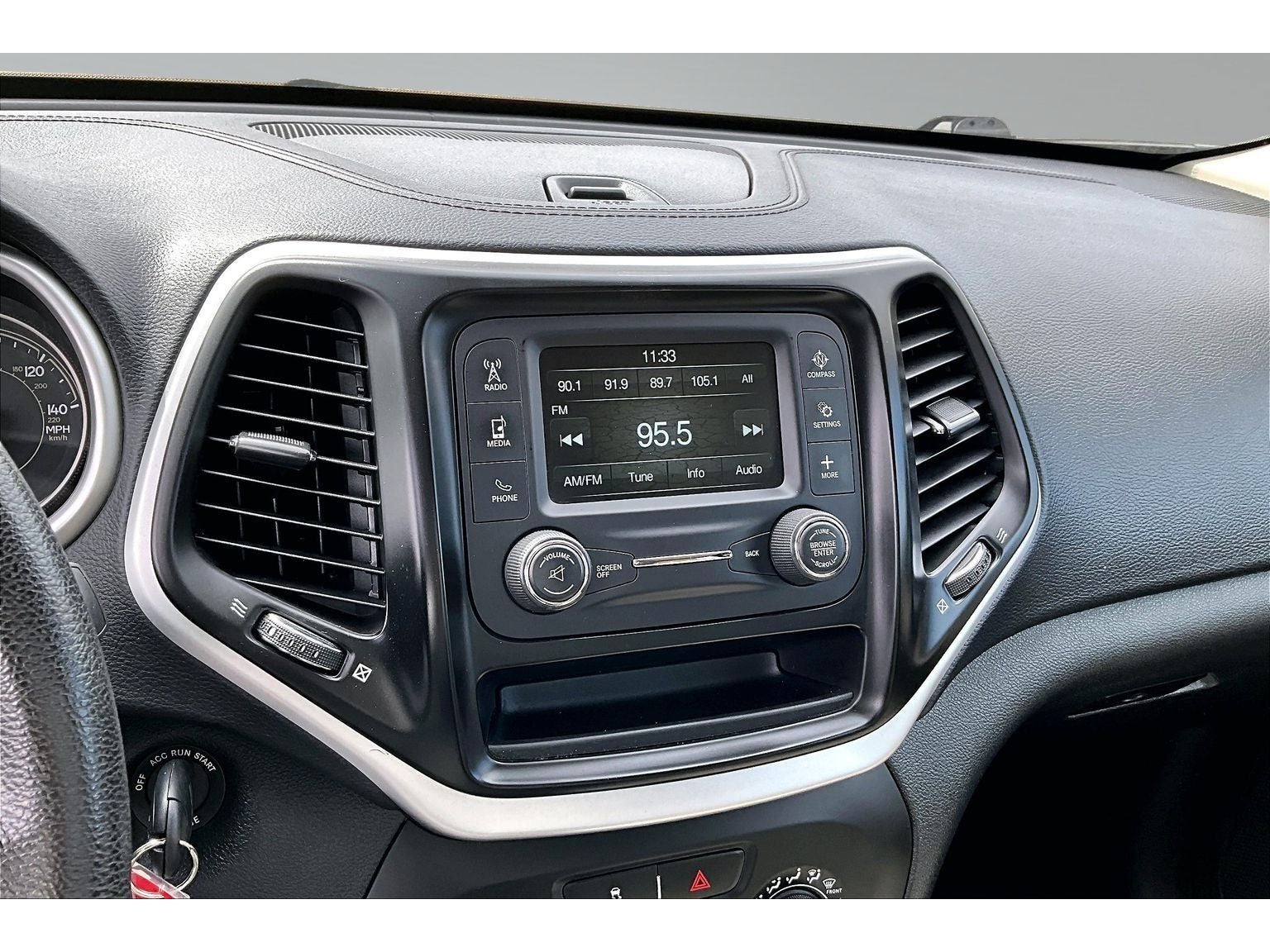 2016 Jeep Cherokee Sport