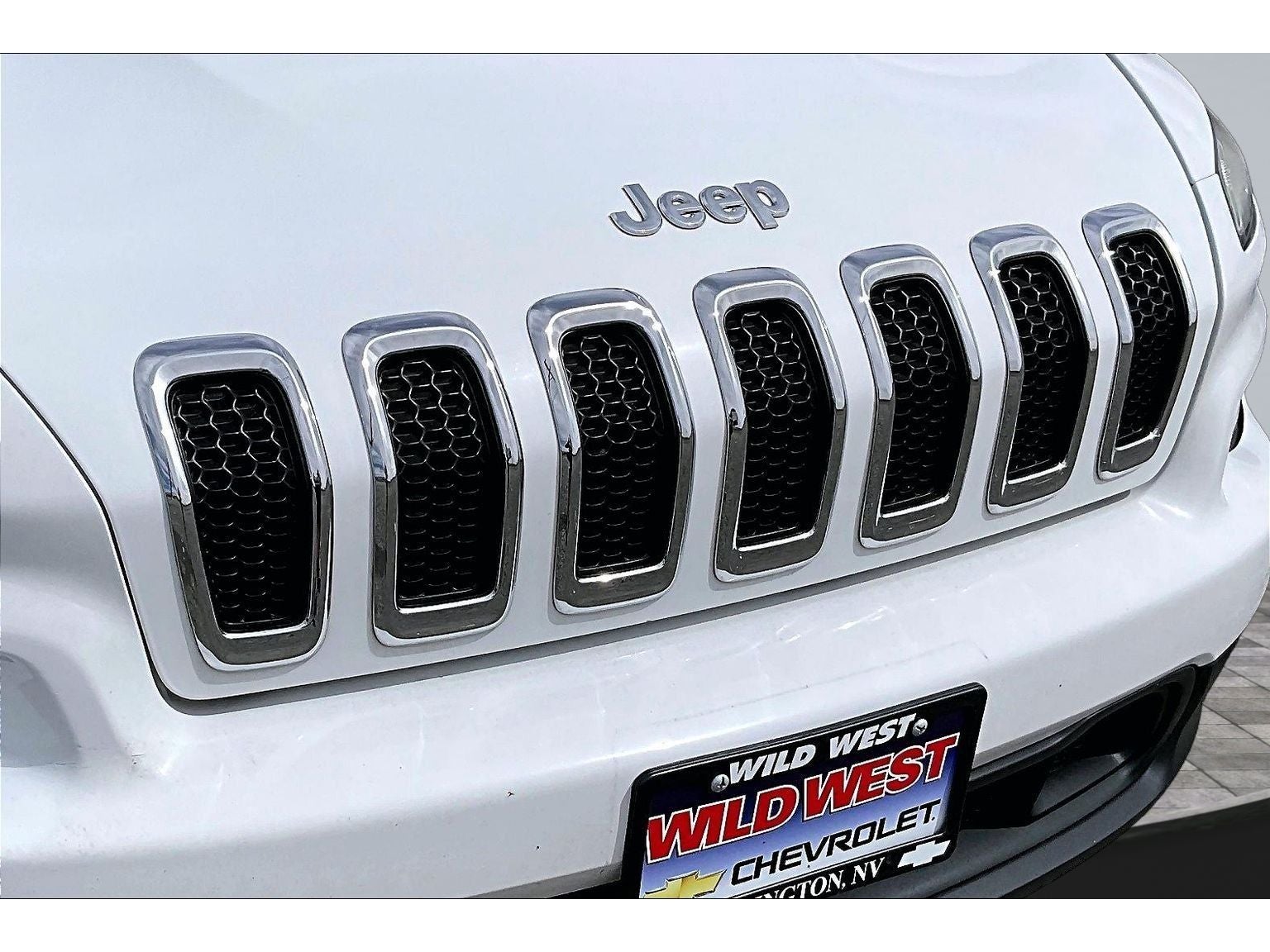 2016 Jeep Cherokee Sport