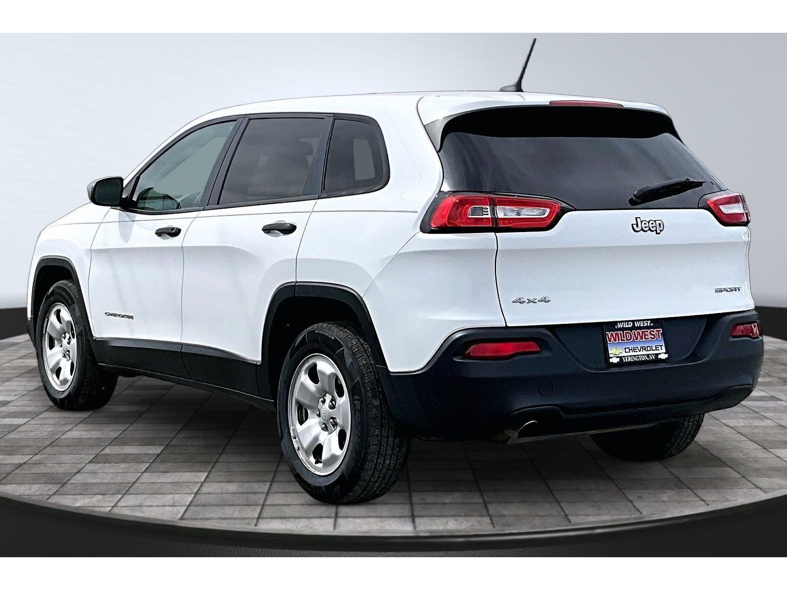 2016 Jeep Cherokee Sport