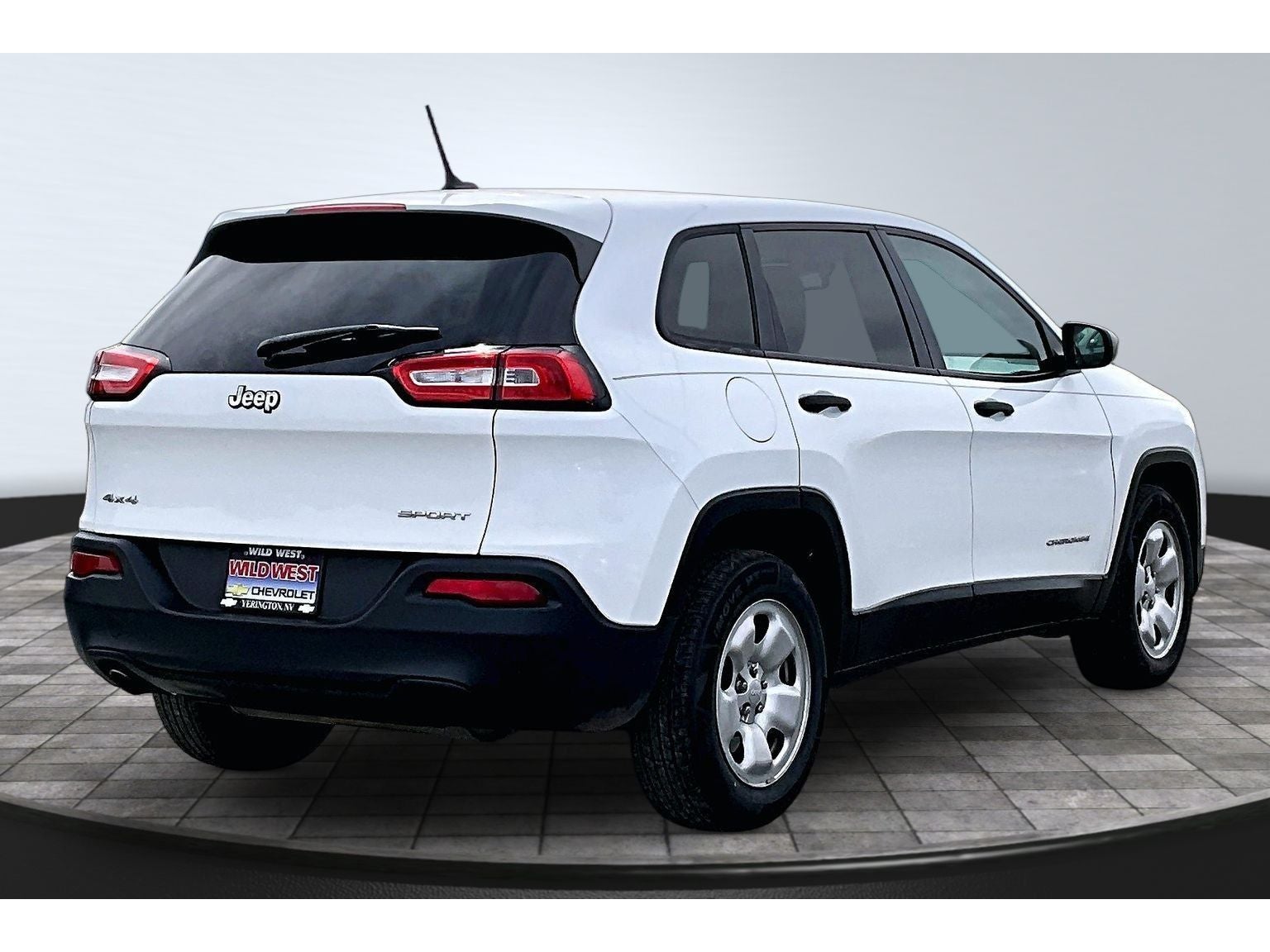 2016 Jeep Cherokee Sport