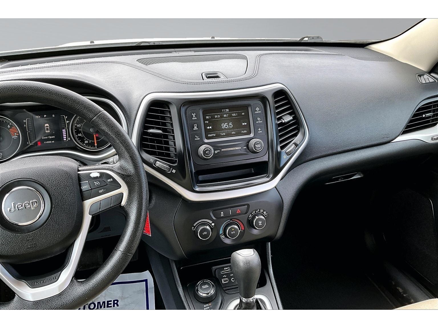 2016 Jeep Cherokee Sport