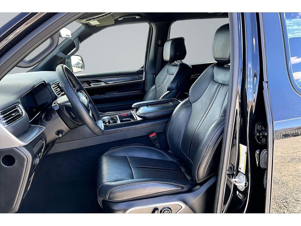 2024 Jeep Wagoneer L Series II