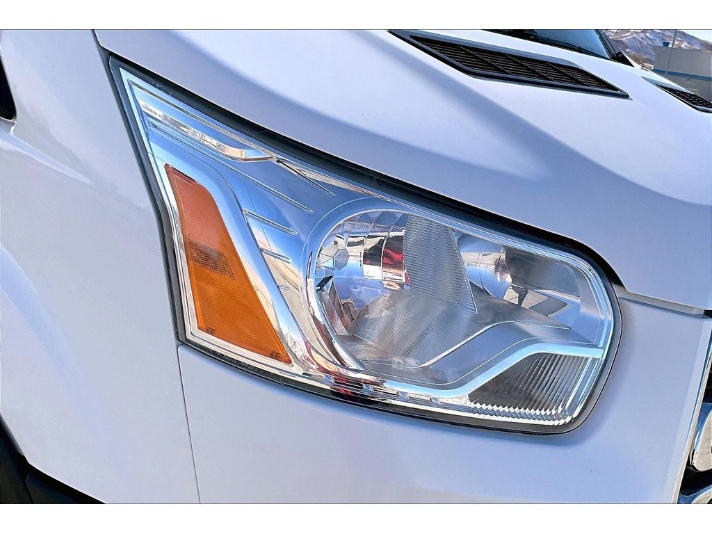 2019 Ford Transit Passenger Wagon XL