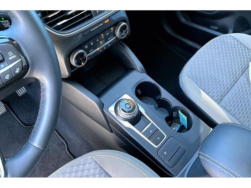 2022 Ford Escape SE Hybrid