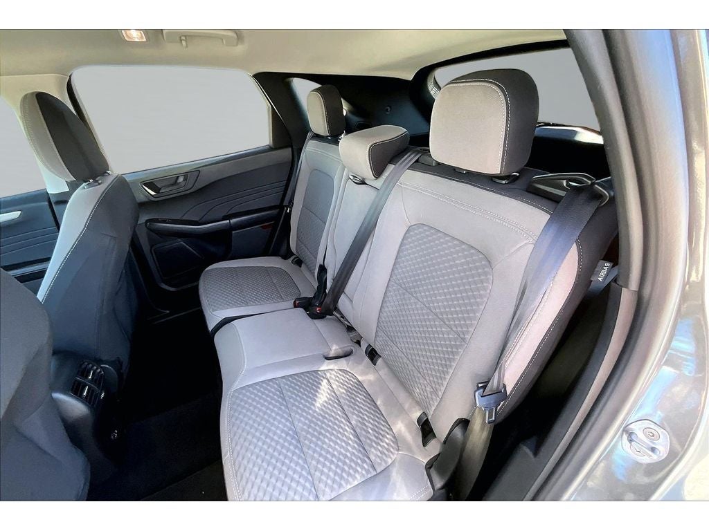 2022 Ford Escape SE Hybrid