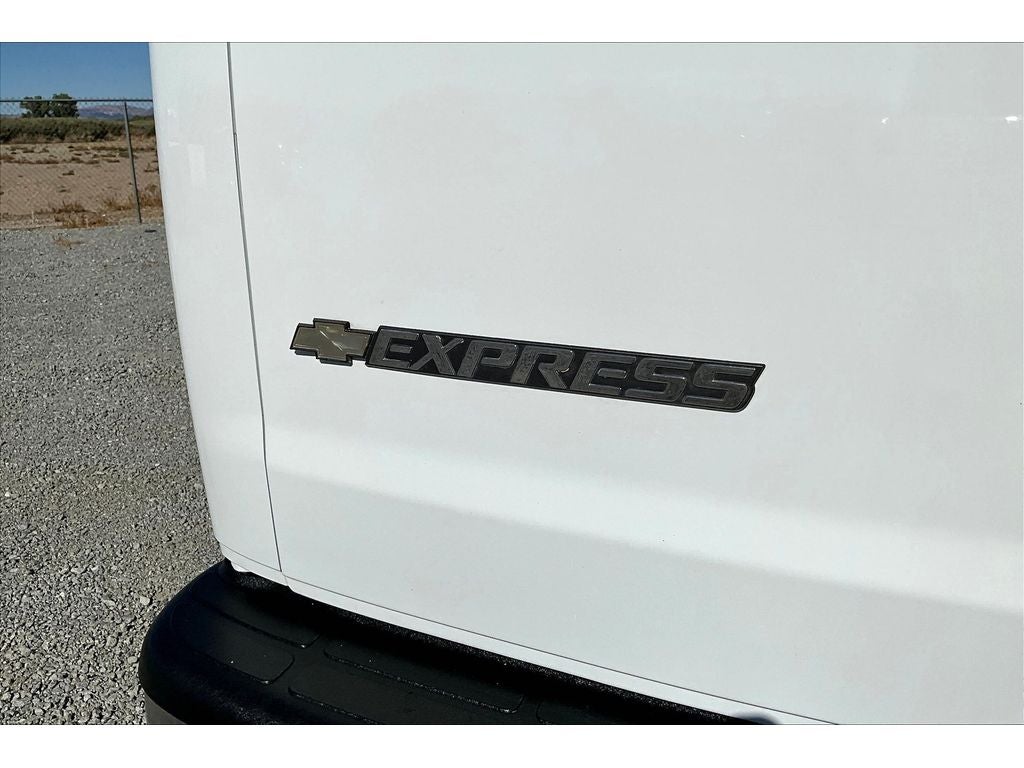 2019 Chevrolet Express Passenger 3500 LT