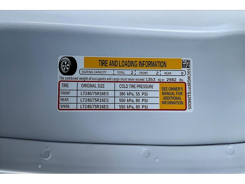 2025 Chevrolet Express Cargo 2500 WT