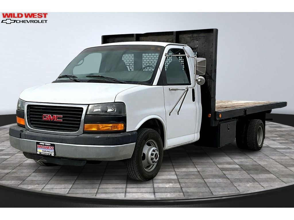 2004 GMC Savana Cutaway C7L