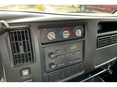 2004 GMC Savana Cutaway C7L