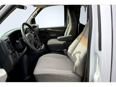 2004 GMC Savana Cutaway C7L