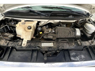 2004 GMC Savana Cutaway C7L