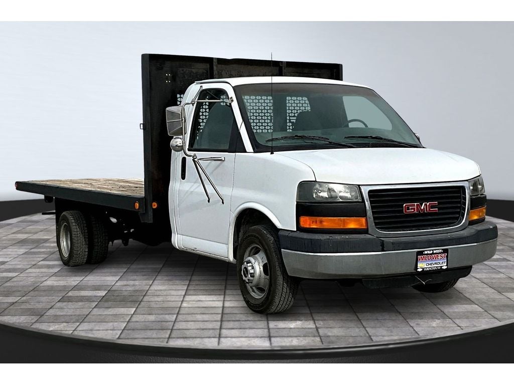 2004 GMC Savana Cutaway C7L