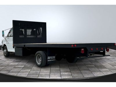 2004 GMC Savana Cutaway C7L