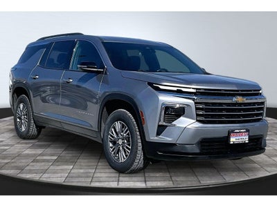 2025 Chevrolet Traverse LT