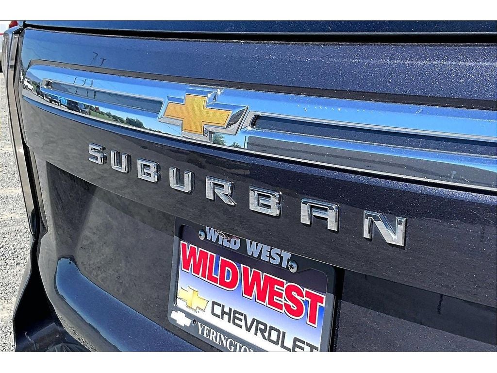 2024 Chevrolet Suburban LT