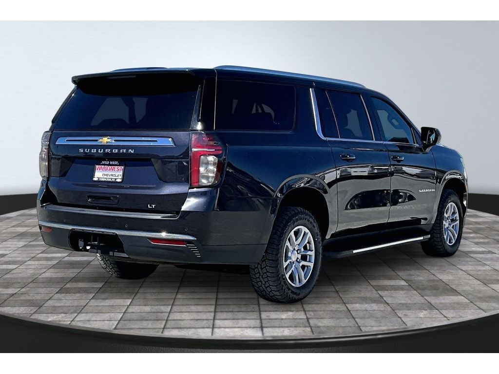 2024 Chevrolet Suburban LT