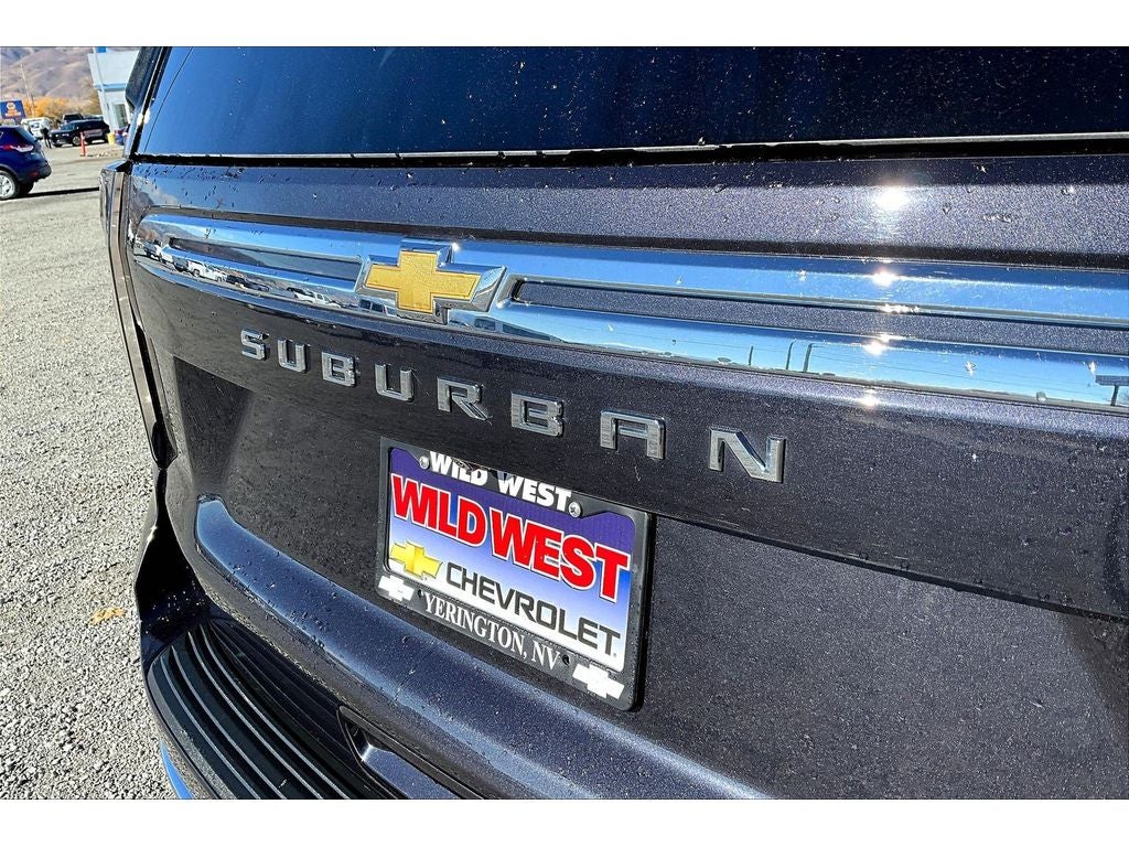 2024 Chevrolet Suburban LT