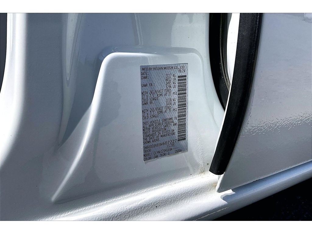 2025 Nissan Frontier SV