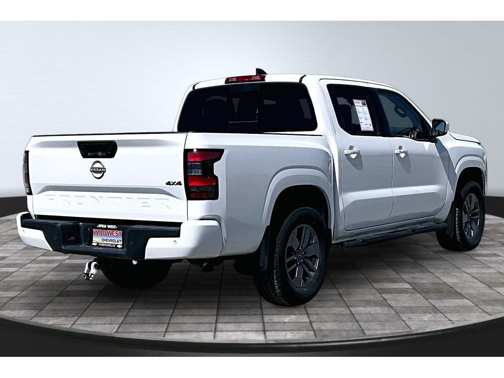 2025 Nissan Frontier SV