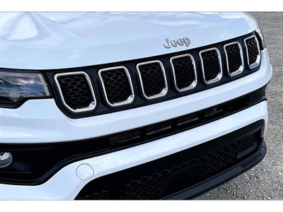 2024 Jeep Compass Latitude Lux