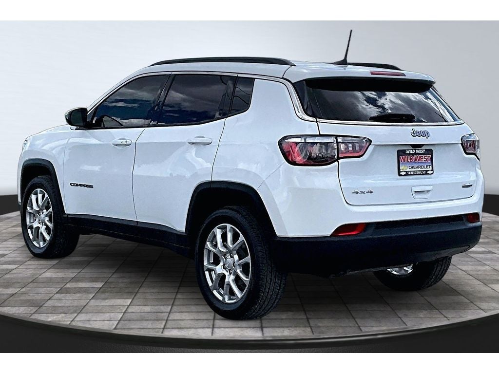 2024 Jeep Compass Latitude Lux