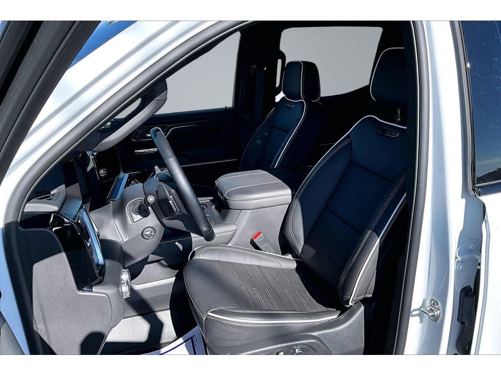 2025 GMC Sierra 1500 AT4X