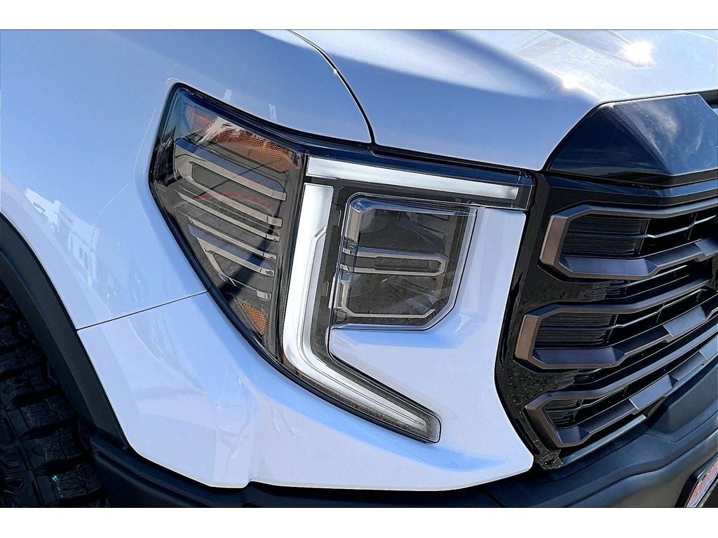 2025 GMC Sierra 1500 AT4X