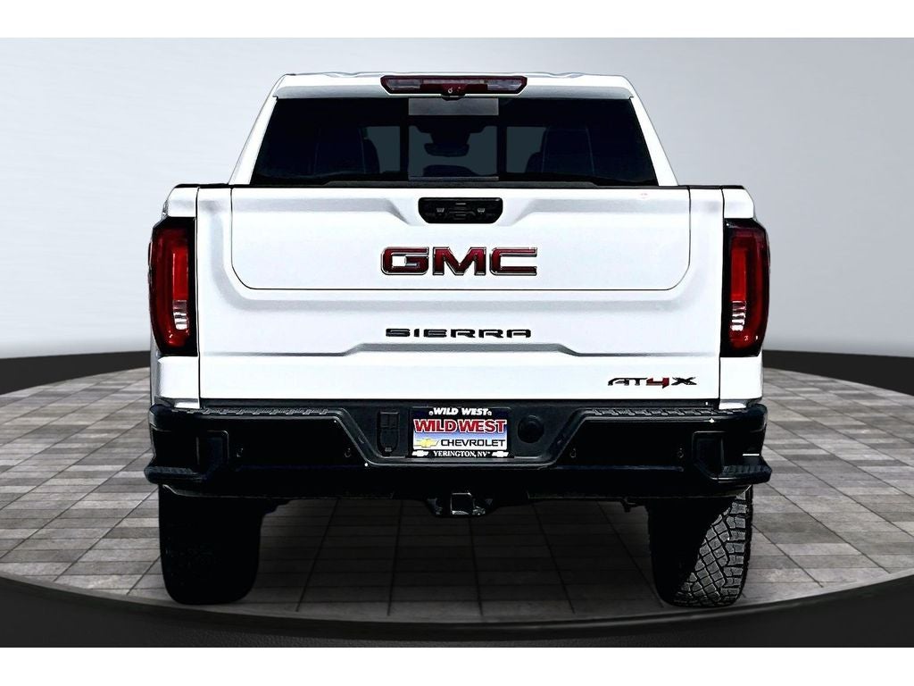 2025 GMC Sierra 1500 AT4X