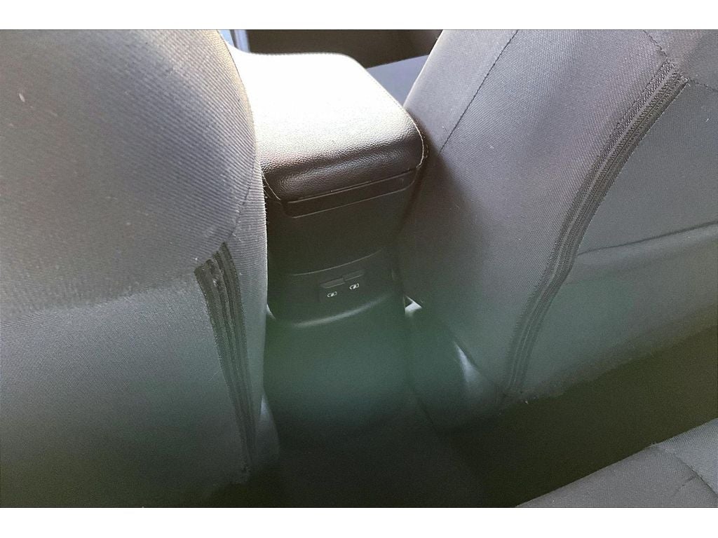 2022 Nissan Versa SV