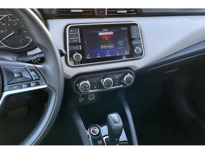 2022 Nissan Versa SV