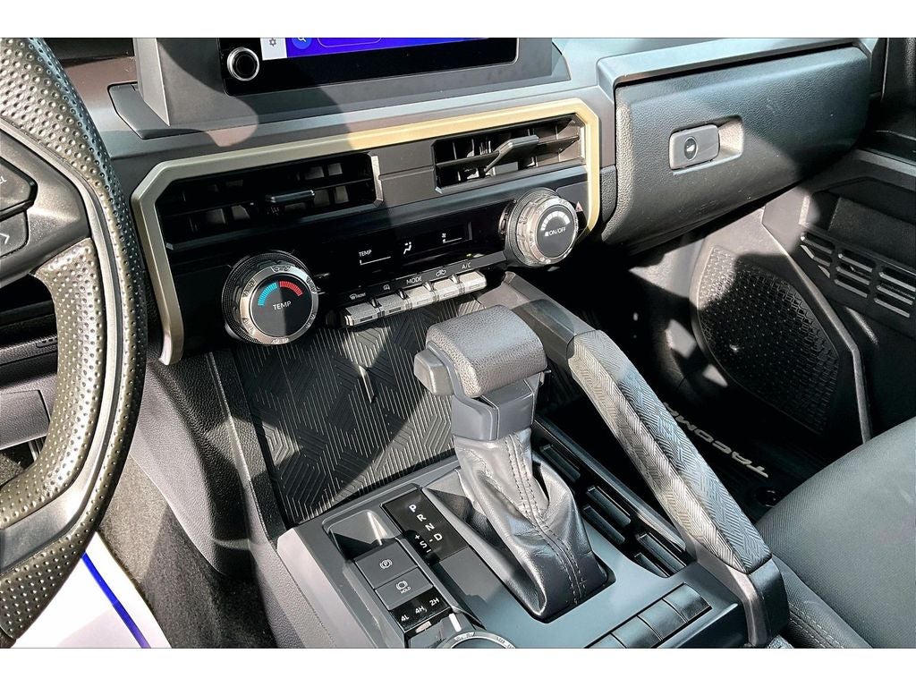 2024 Toyota Tacoma 4WD SR5