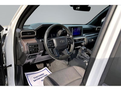 2024 Toyota Tacoma 4WD SR5