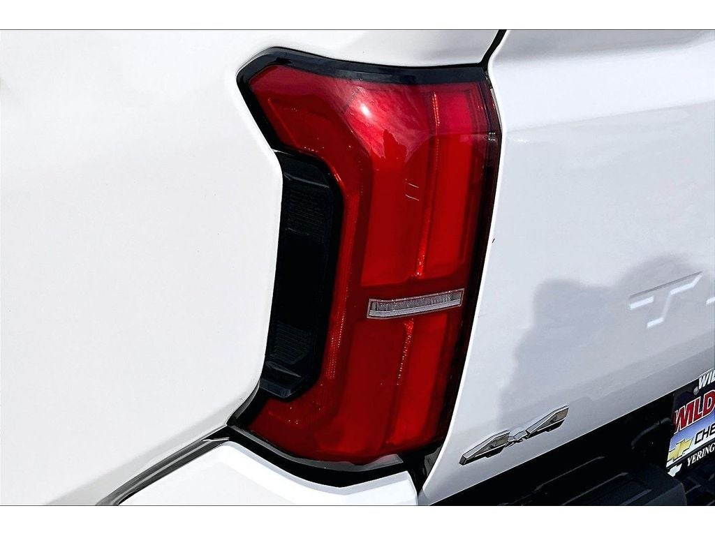 2024 Toyota Tacoma 4WD SR5