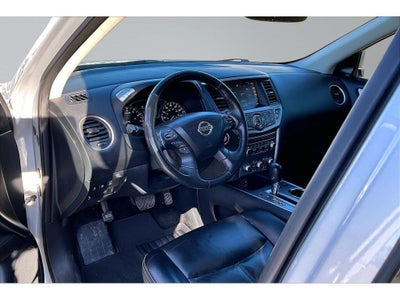 2019 Nissan Pathfinder SL