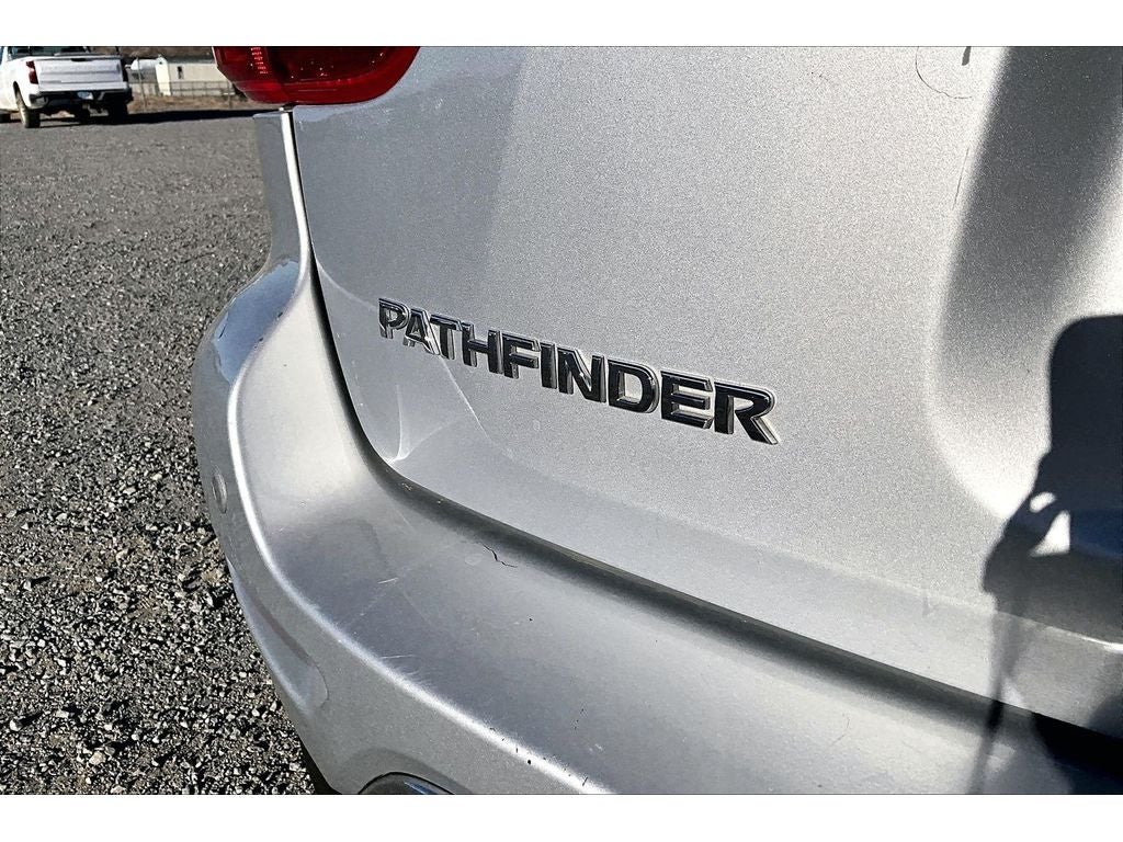 2019 Nissan Pathfinder SL