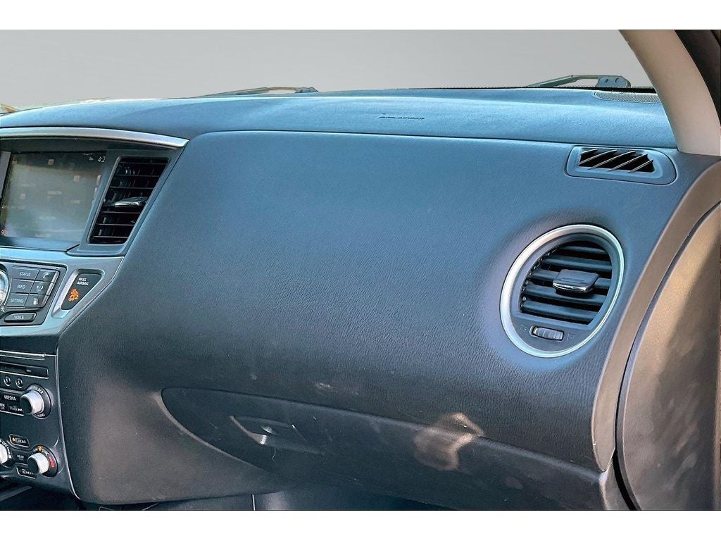 2019 Nissan Pathfinder SL