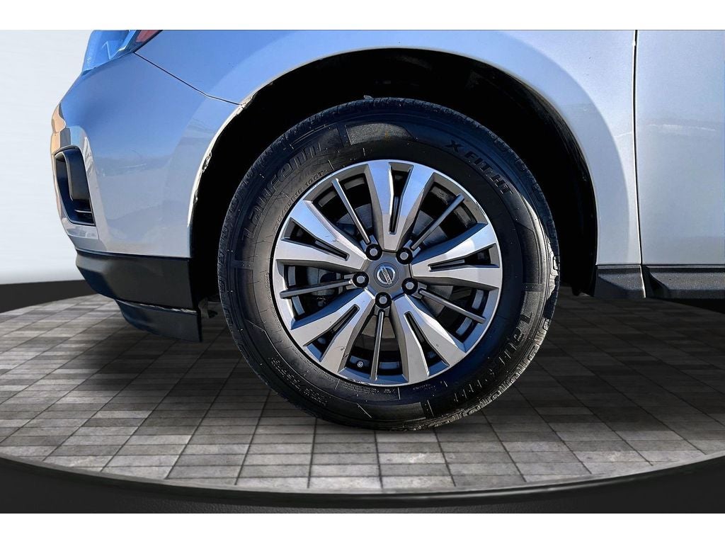 2019 Nissan Pathfinder SL