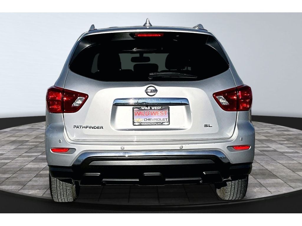 2019 Nissan Pathfinder SL