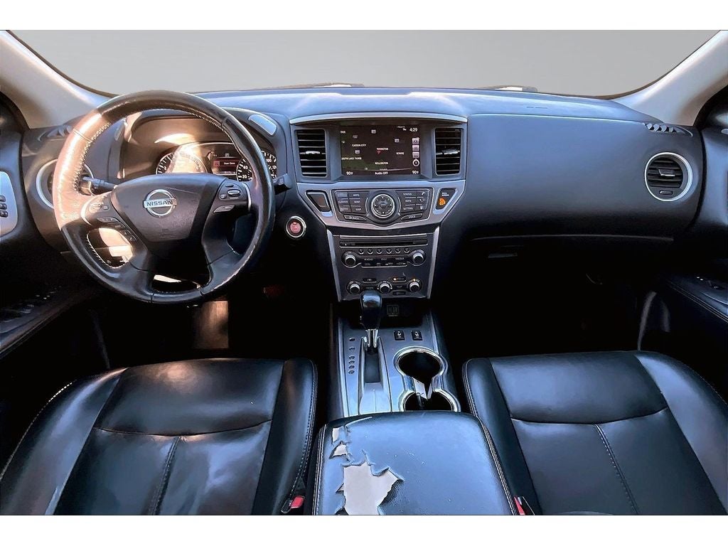 2019 Nissan Pathfinder SL