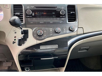 2012 Toyota Sienna LE