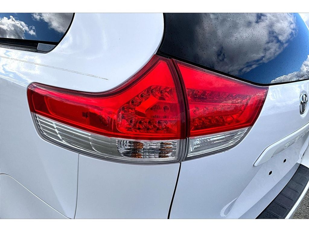 2012 Toyota Sienna LE