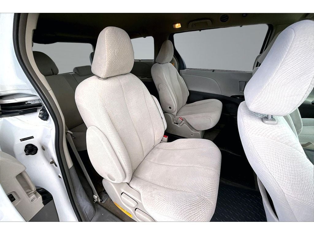 2012 Toyota Sienna LE