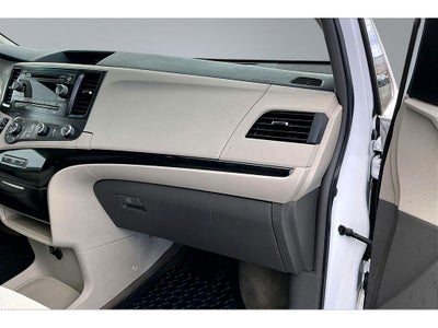 2012 Toyota Sienna LE