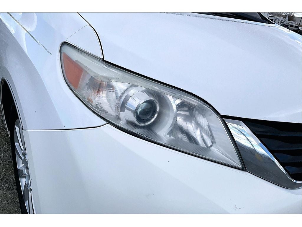 2012 Toyota Sienna LE