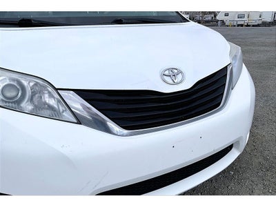 2012 Toyota Sienna LE