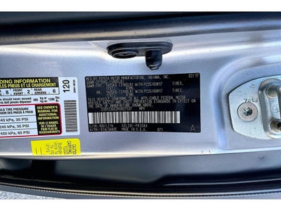 2017 Toyota Sienna XLE Auto Access Seat