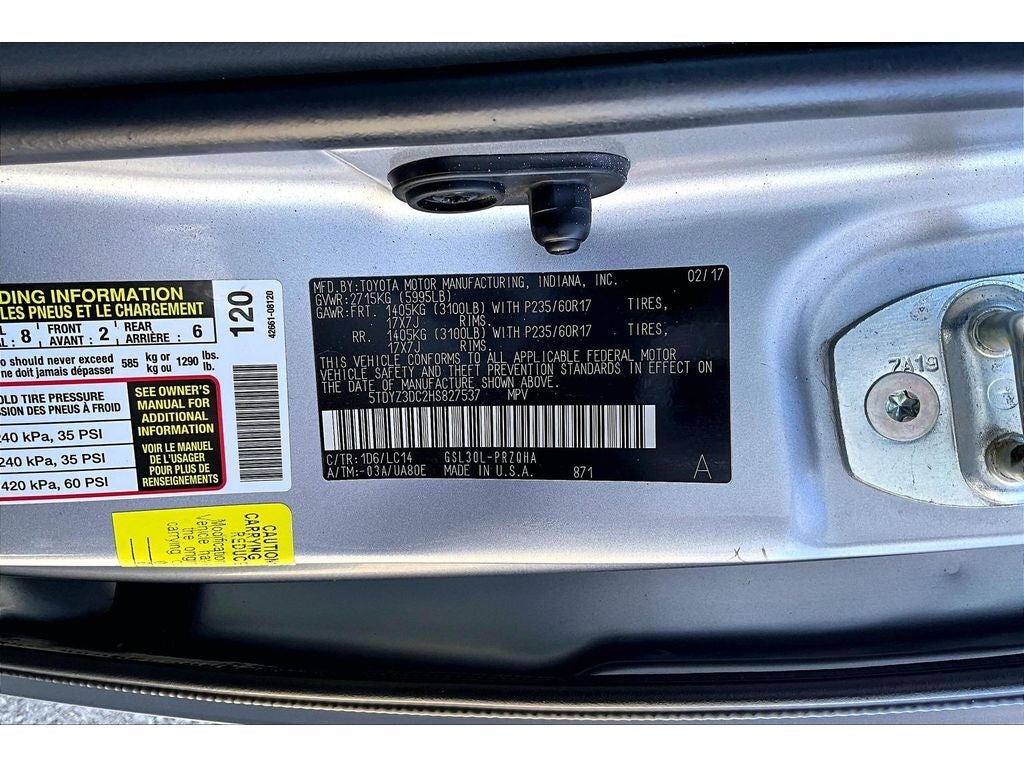 2017 Toyota Sienna XLE Auto Access Seat