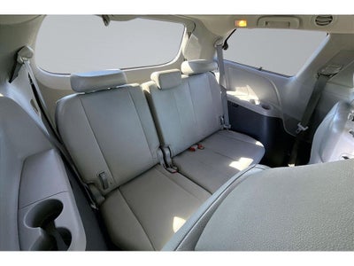 2017 Toyota Sienna XLE Auto Access Seat