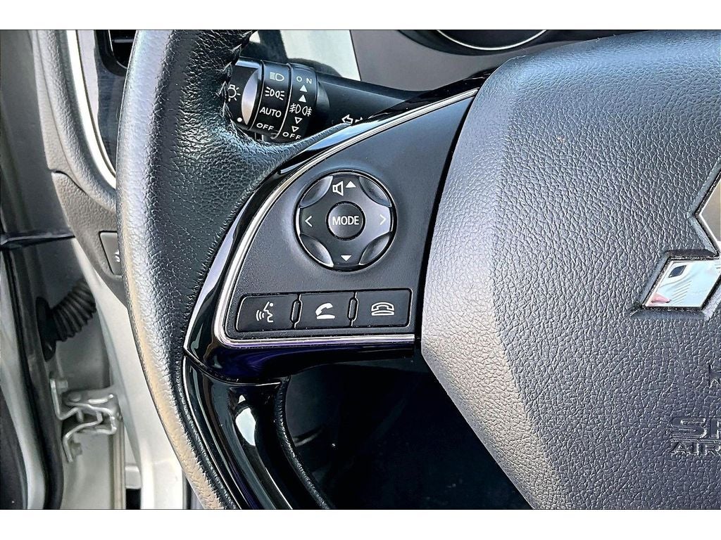 2020 Mitsubishi Outlander ES