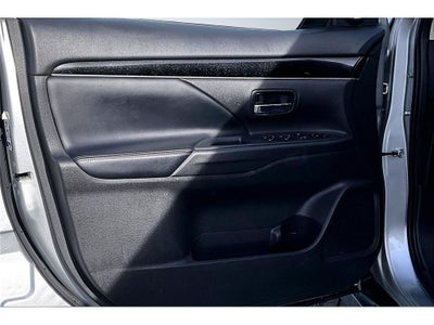 2020 Mitsubishi Outlander ES